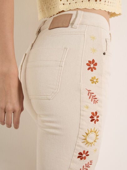 Lulu Floral Embroidered Flare Jeans