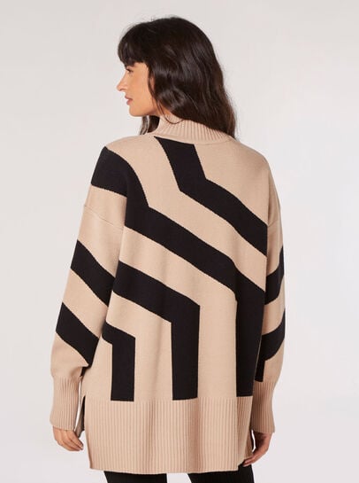 Oversized Geometric Stripe Jumper