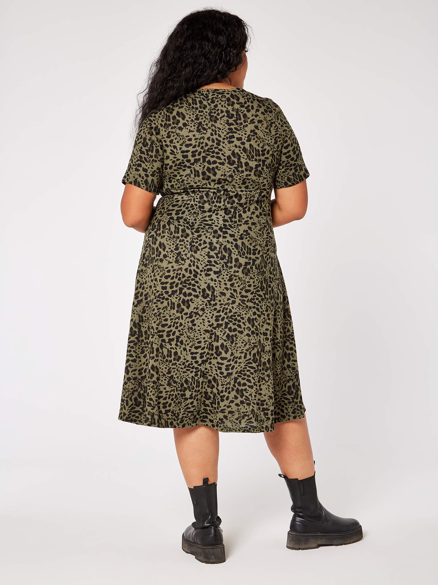 Curve Leopard Print Midi Dress Apricot Clothing