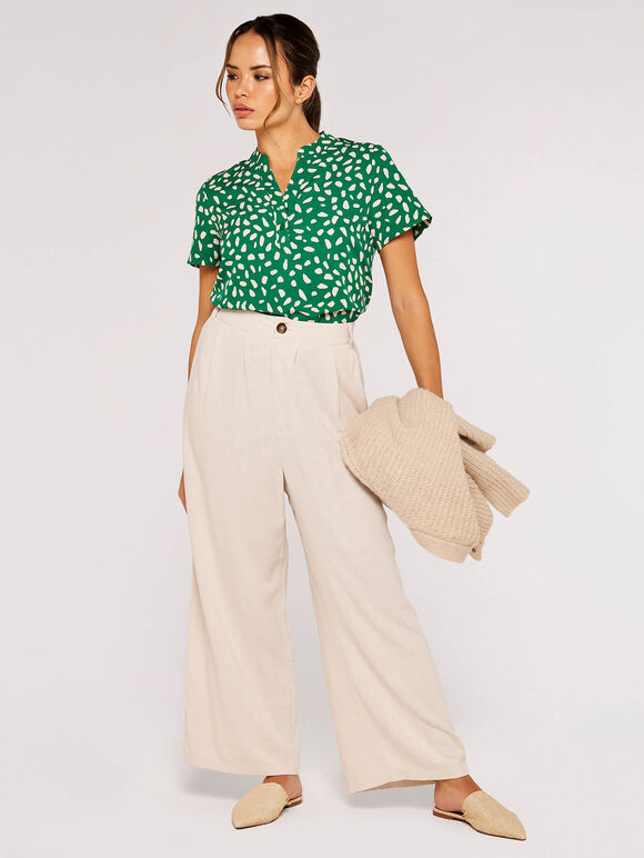  Pebble V Neck Top, Green, large