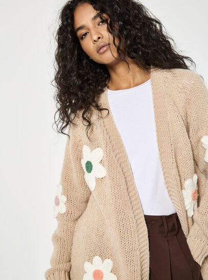 3D Daisy Chunky Knit Cardigan