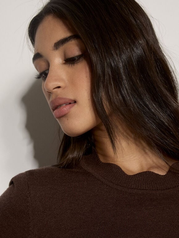 Scallop Knitted T-Shirt, Brown, large