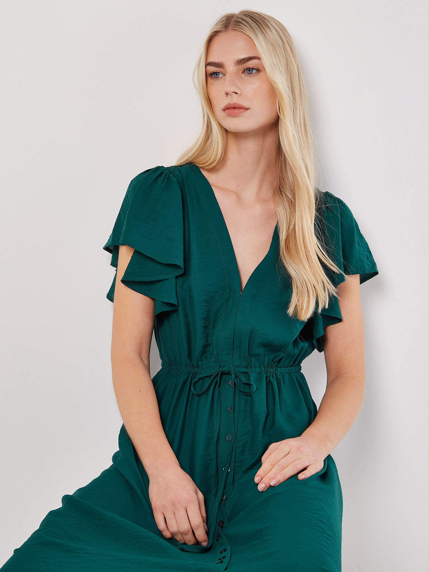 Star button angel sleeve dress new arrivals