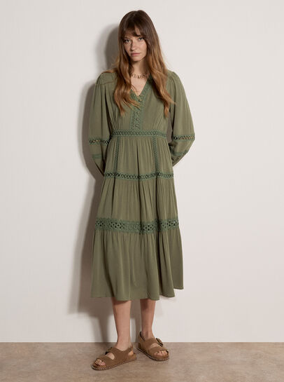 Lace Trim Tiered Midi Dress