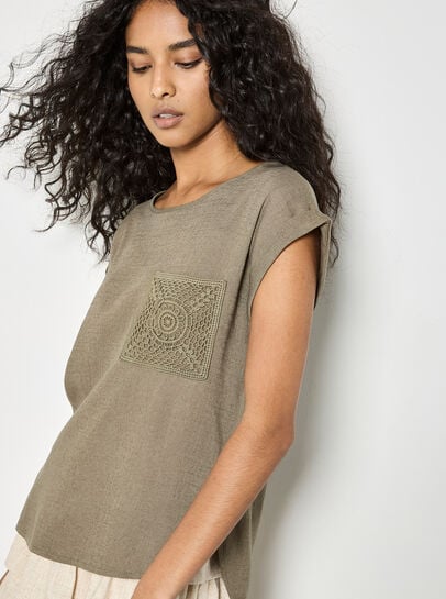 Crochet Pocket Linen Blend T-Shirt