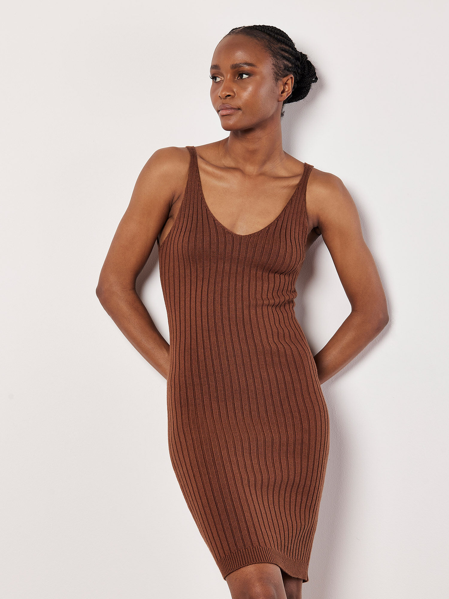 Apricot bodycon dress hot sale