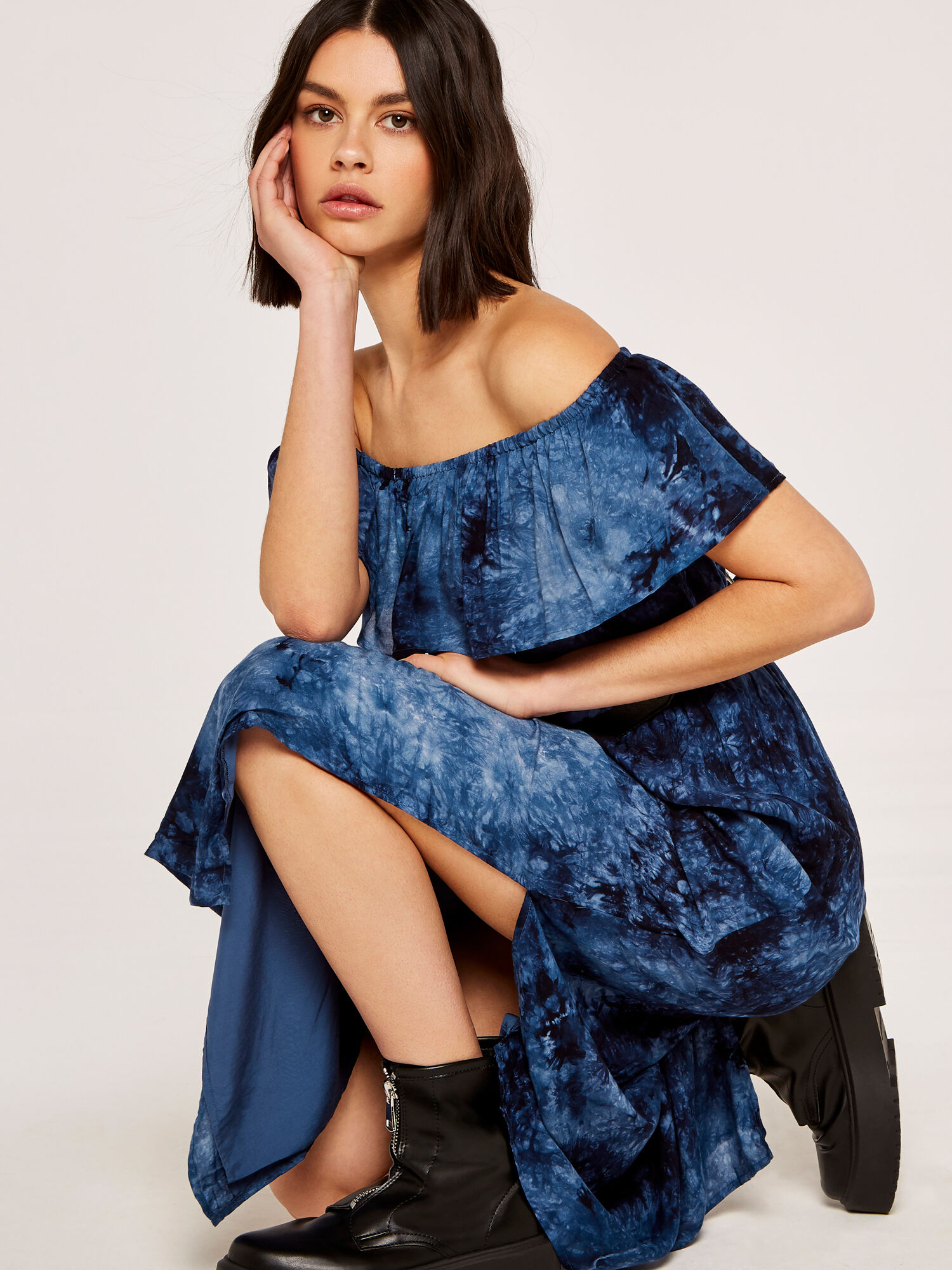 Navy tie best sale dye maxi dress