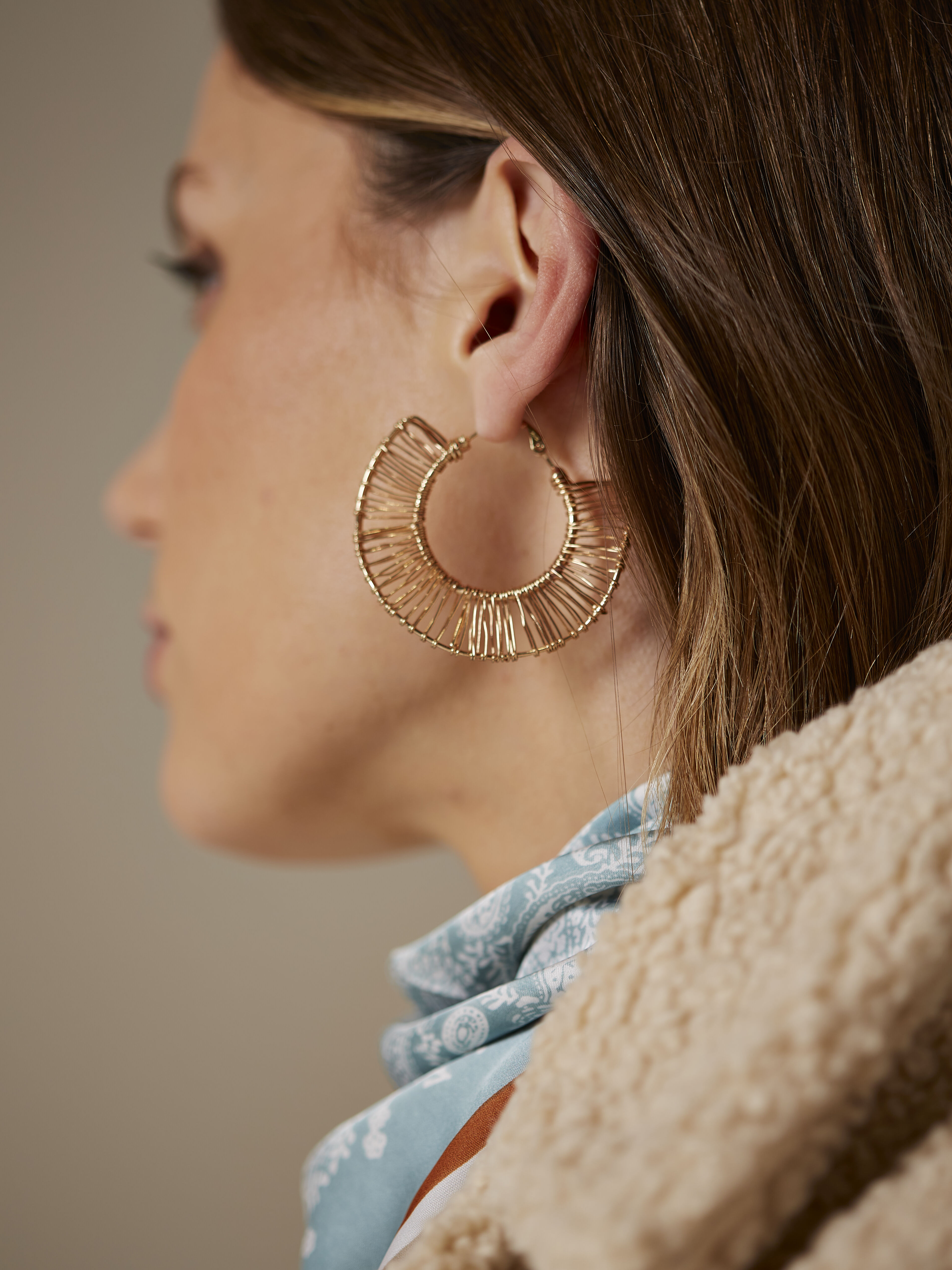 Gold Tone Wire Hoop Earrings Apricot Clothing