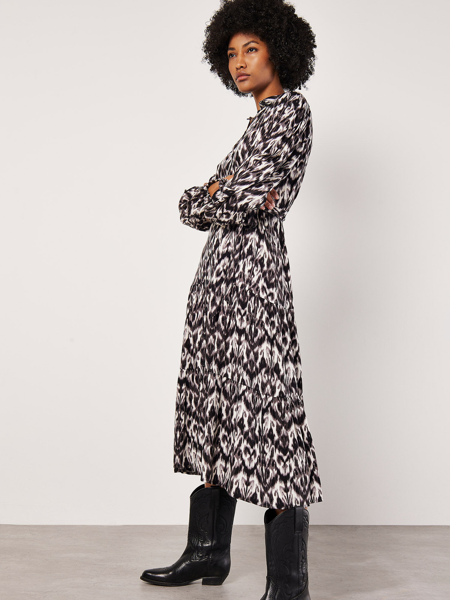 Ikat Tiered Shirt Midi Dress Apricot Clothing