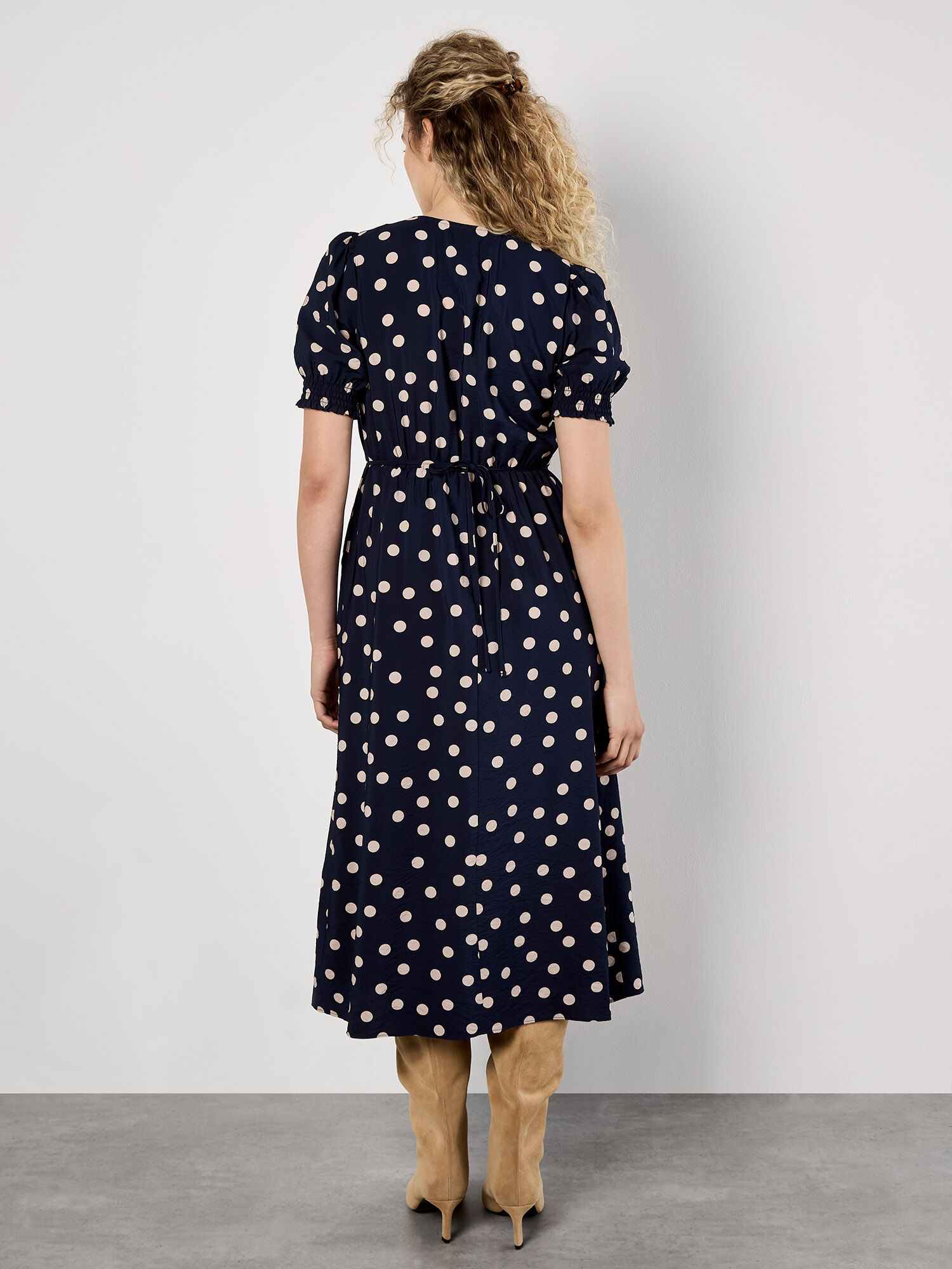 5052603148943_3.jpg?sw=1080&sh