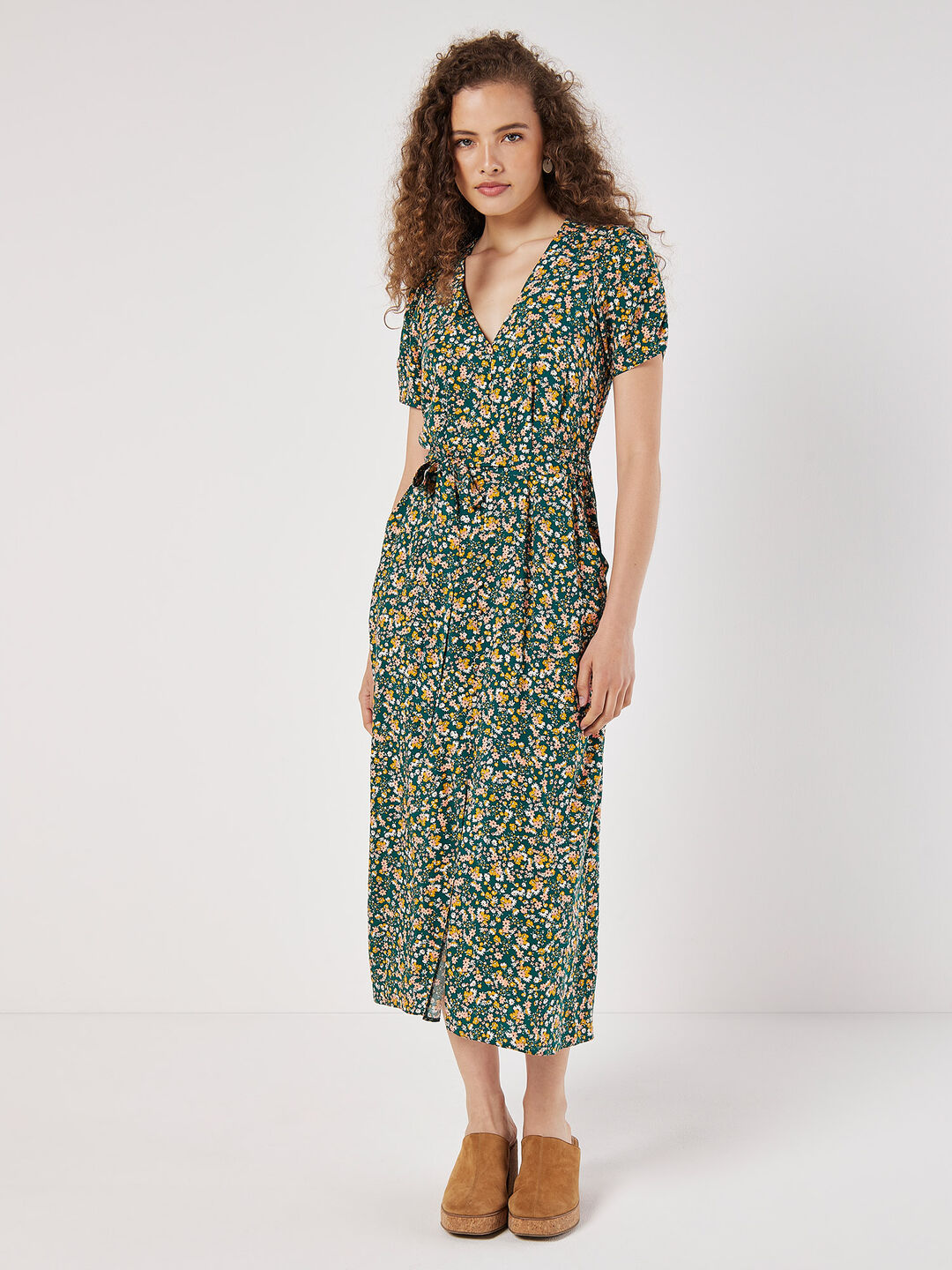 Ditsy Floral Decorative Button Midi Dress