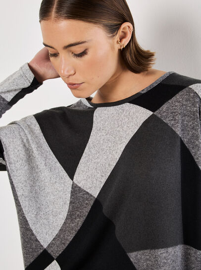 Geo Colour Block Knitted Top