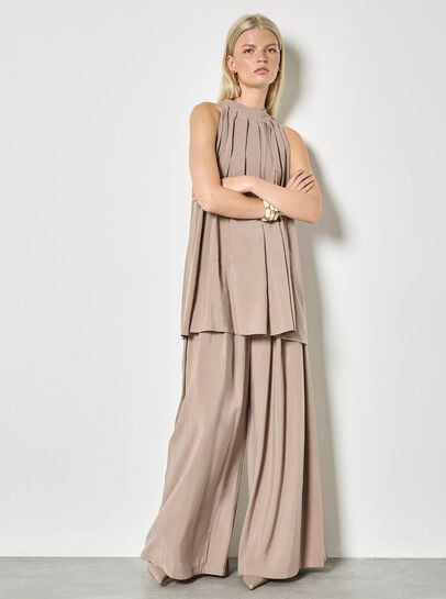 Soft Pleat Wide-Leg Trousers