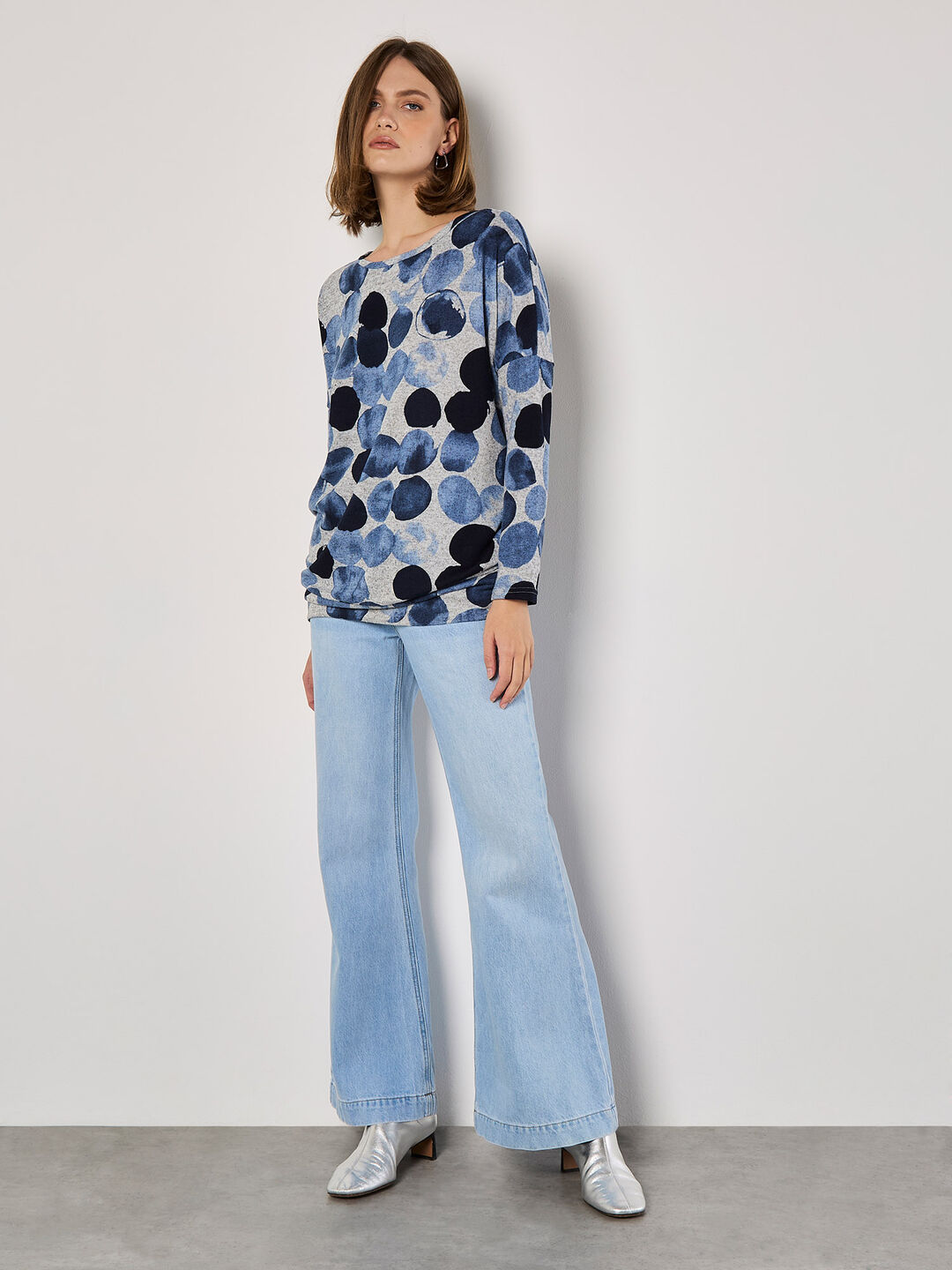 Abstract Circles Oversized Top