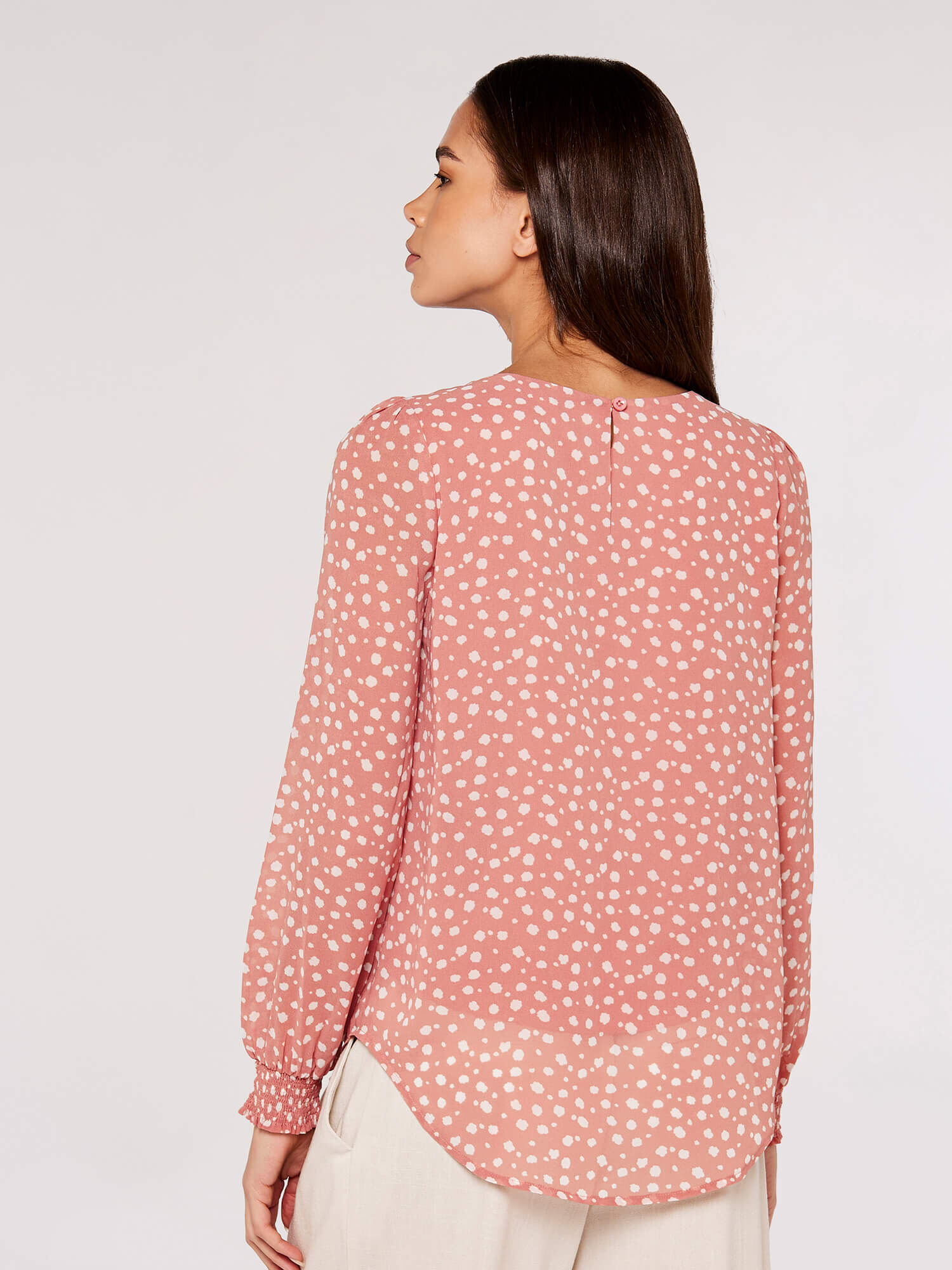 人気カラーの Dot Irregular Long Top Sleeves トップス