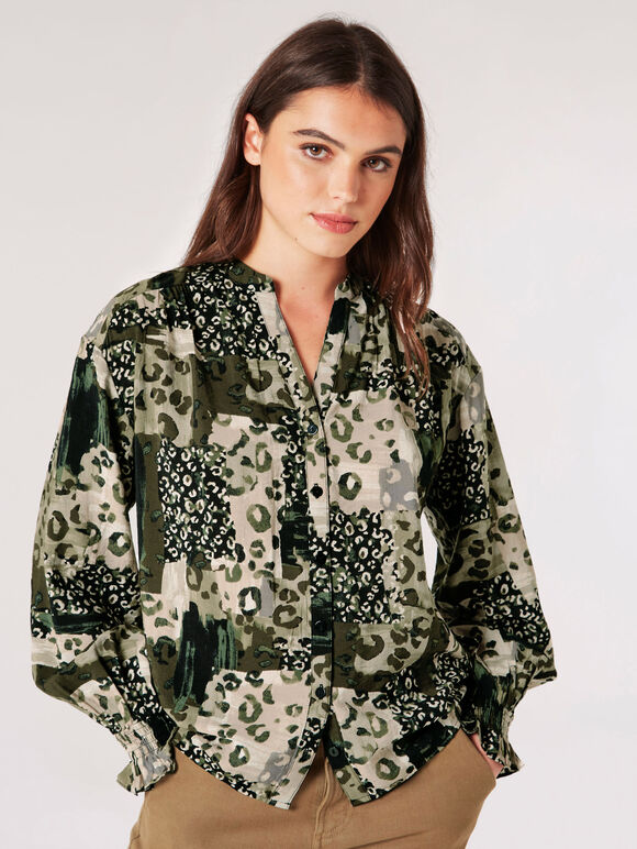 Bluse mit Animal-Patchwork-Print, Khaki, Größe L