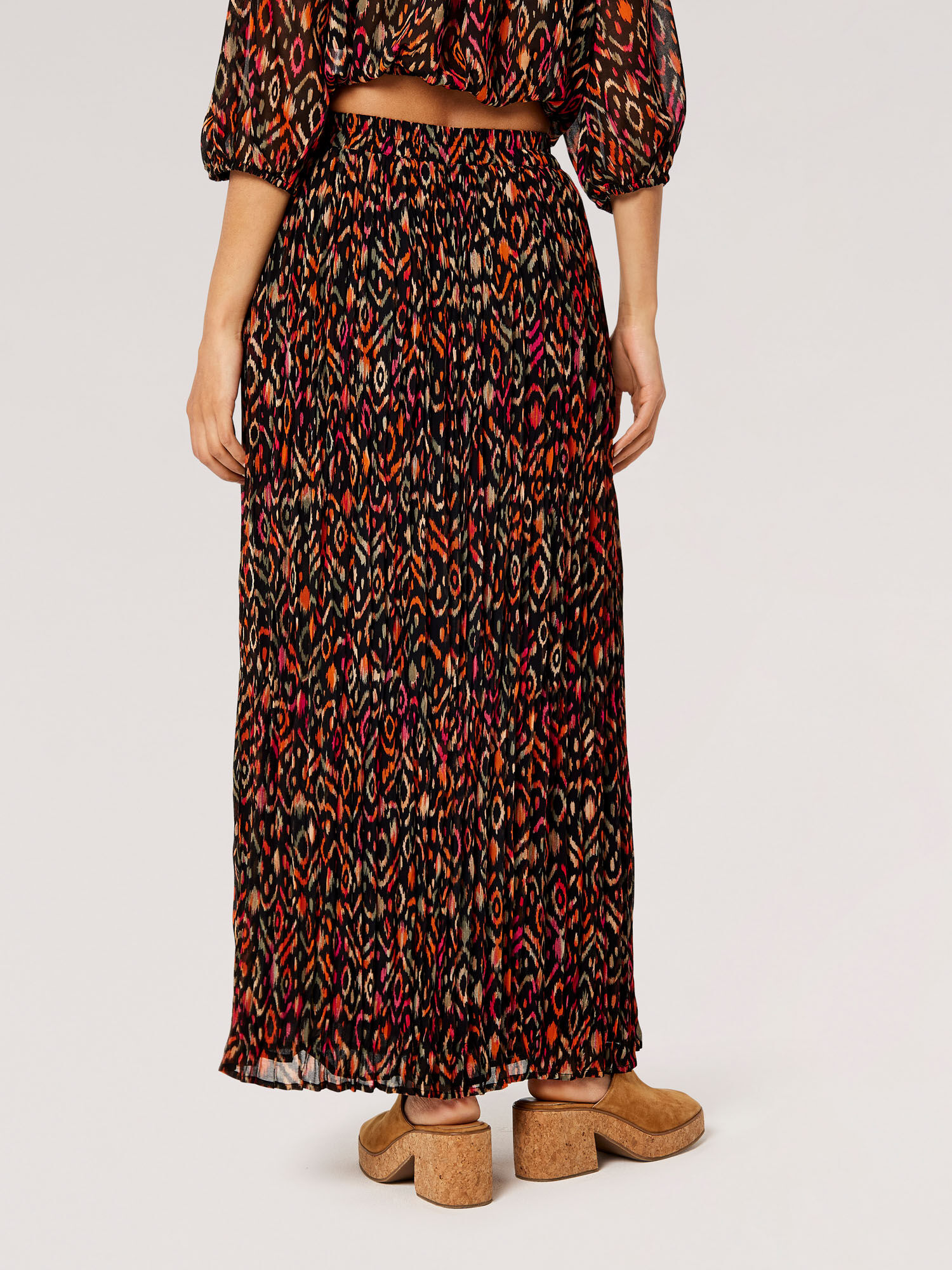 Pleated chiffon maxi skirt pattern 2025