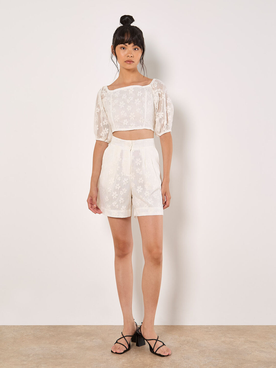 White Daisy Mesh Co-ord