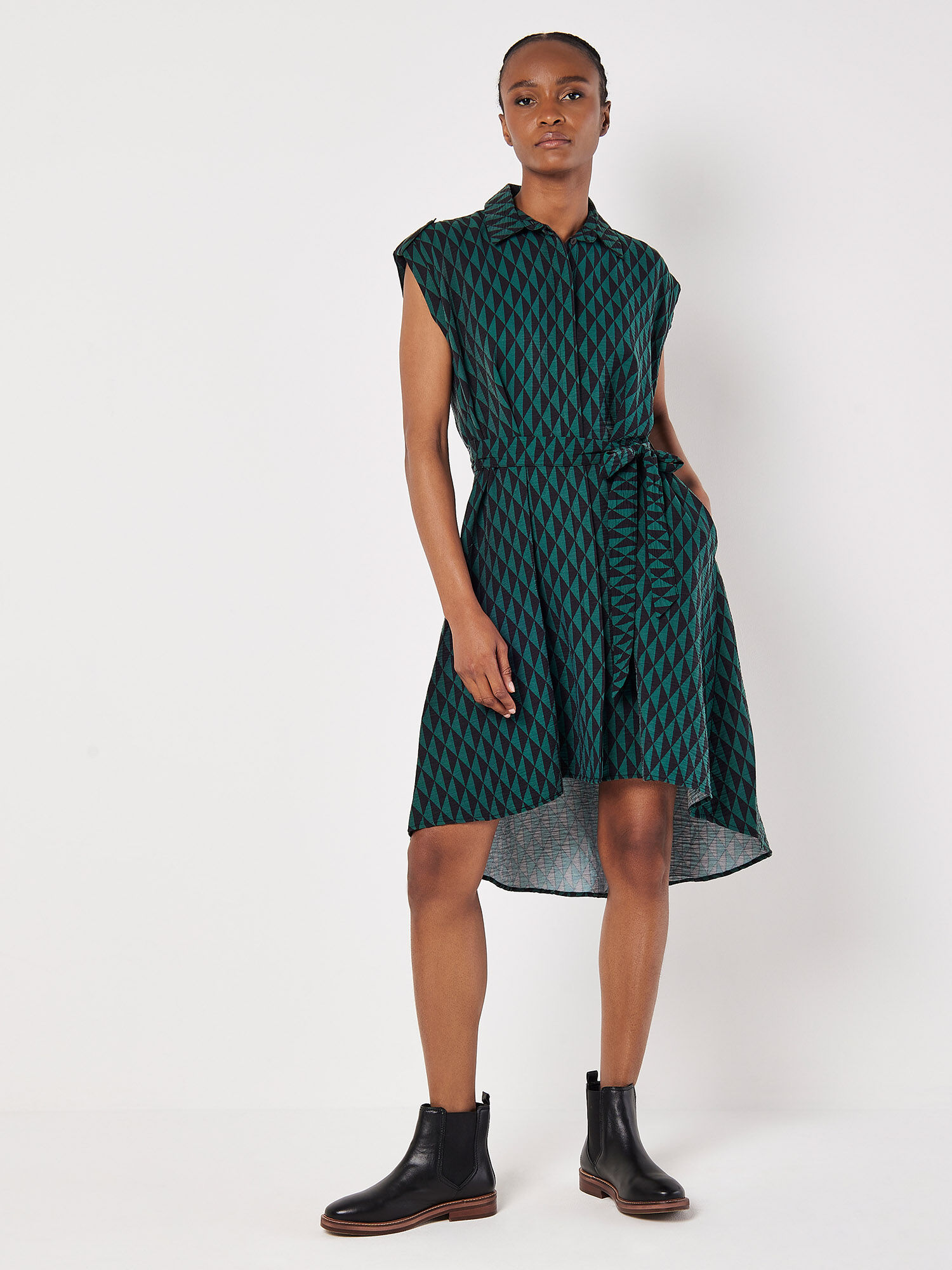 Robe Chemise Mi Longue A Imprime Geometrique Vetements Apricot
