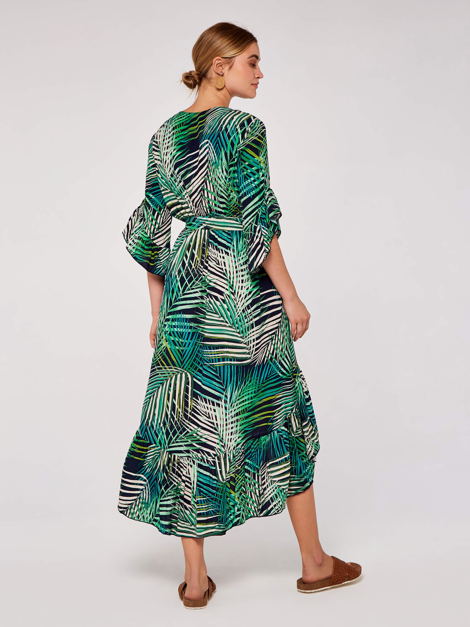 Jungle leaf print dress sales