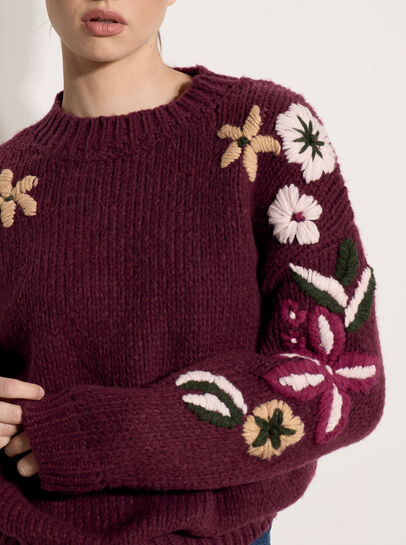 Embroidered Floral Sleeve Chunky Knit Jumper