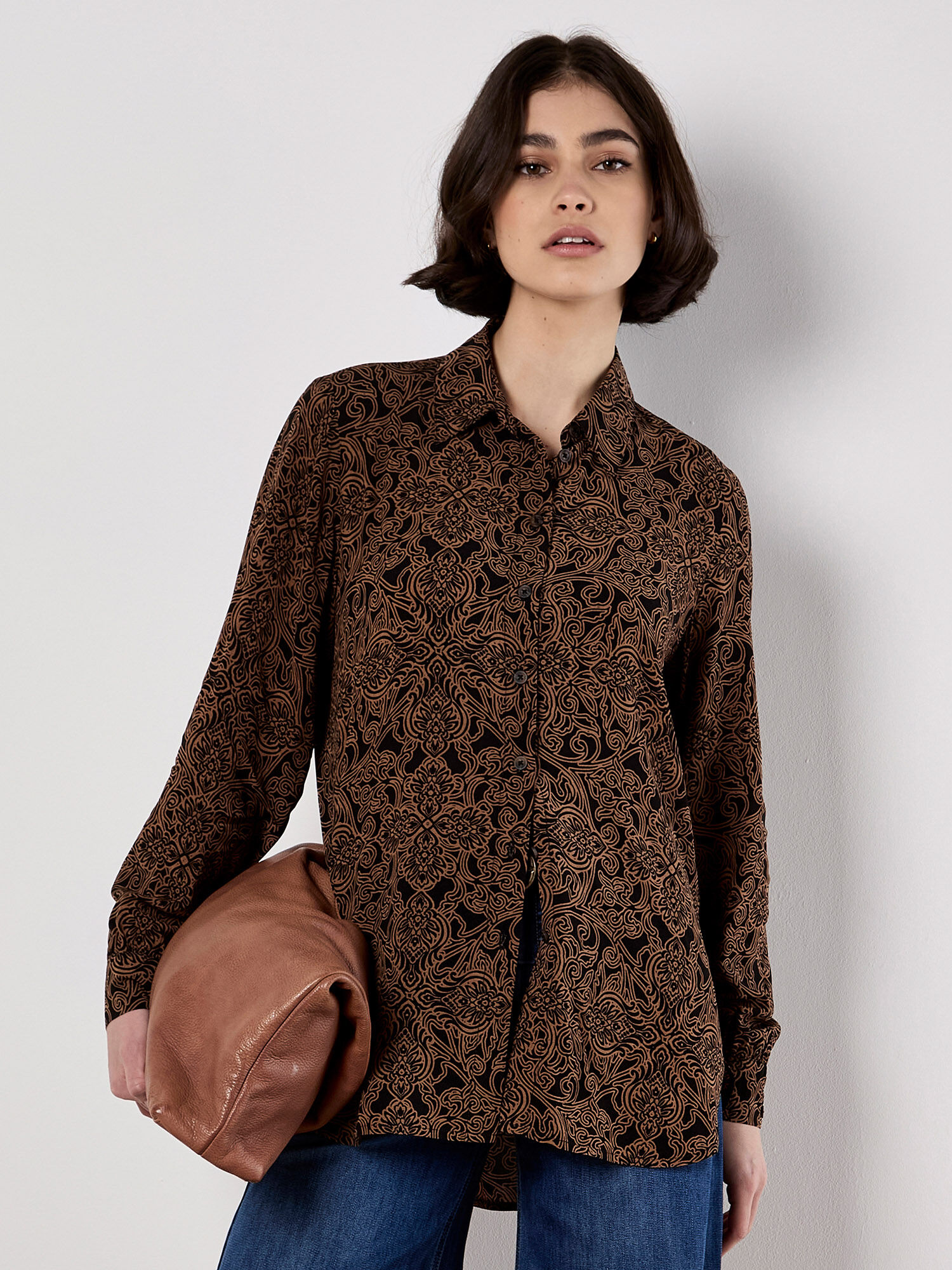Art Deco Paisley Print Shirt | Apricot Clothing