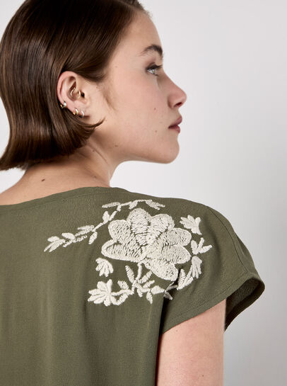 Floral Embroidered Crepe Top