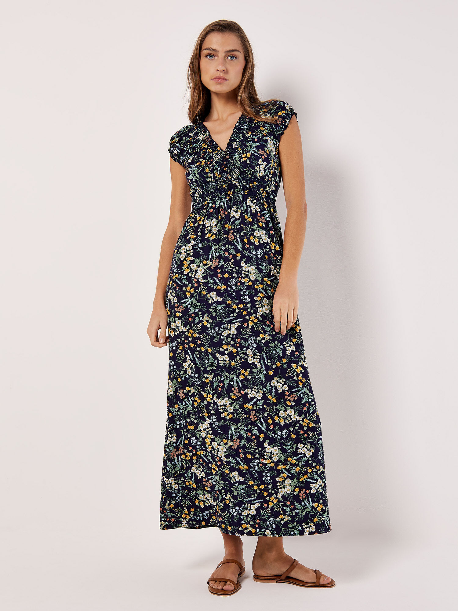 Apricot maxi dress shop