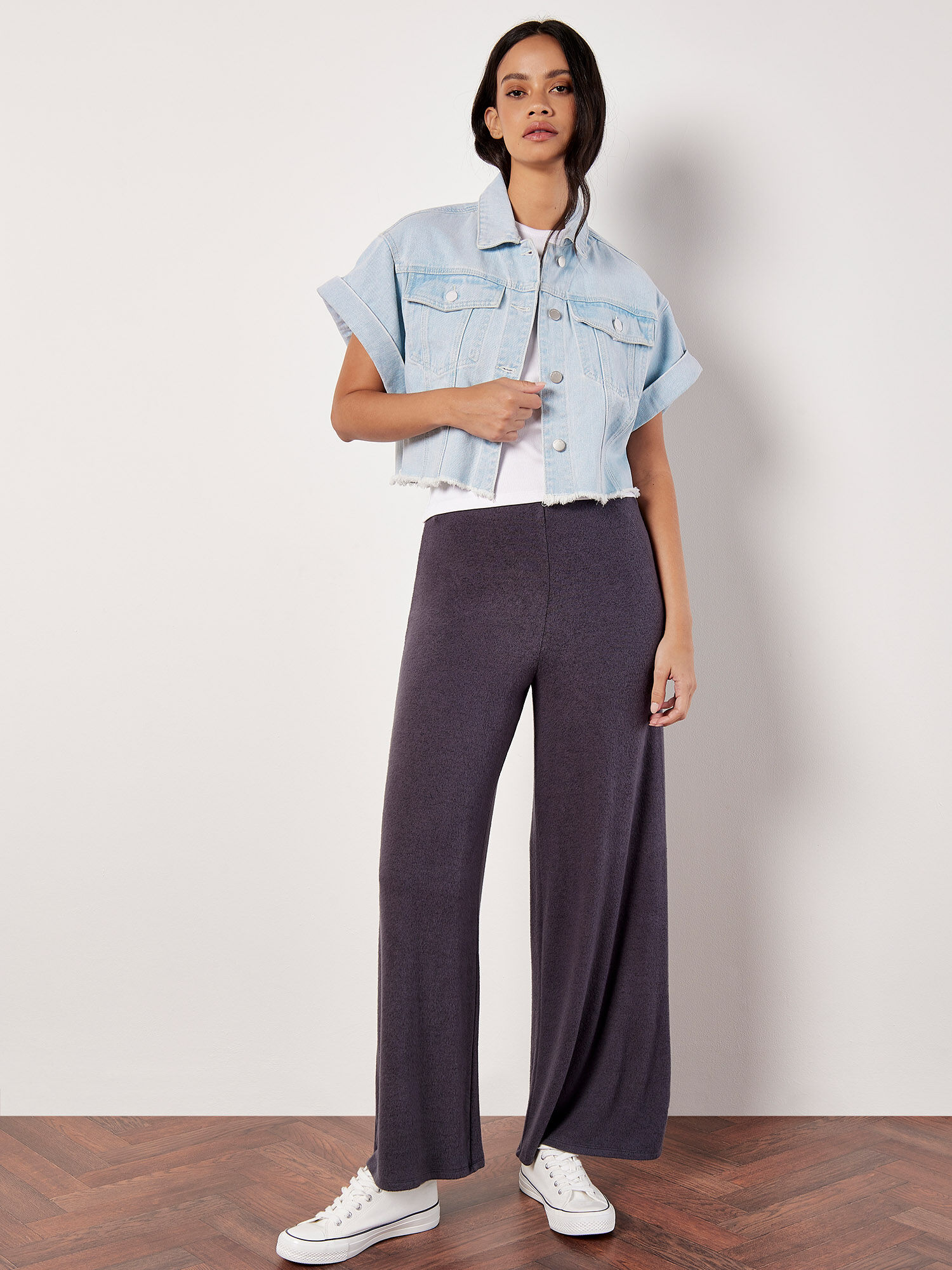 Short Sleeve Cropped Denim Jacket Apricot Clothing