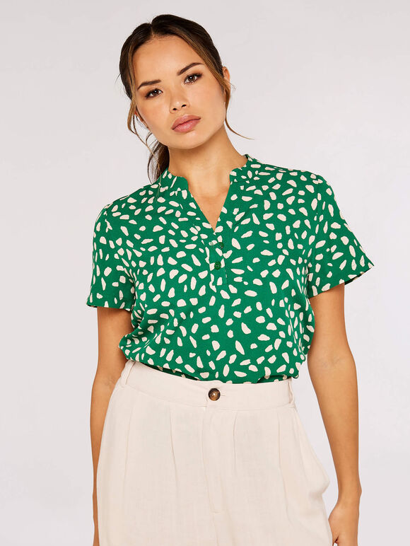  Pebble V Neck Top, Green, large