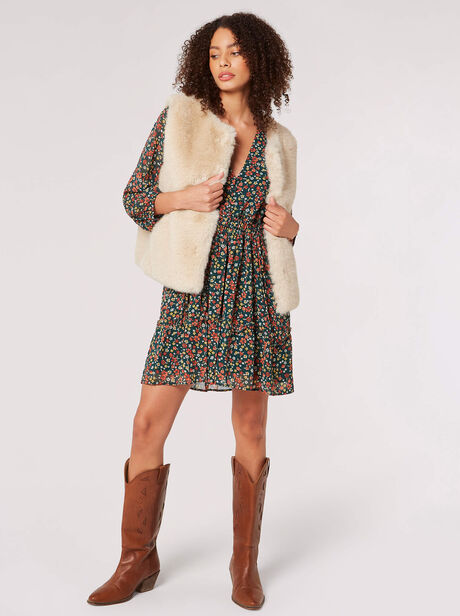 Faux Fur Cropped Gilet