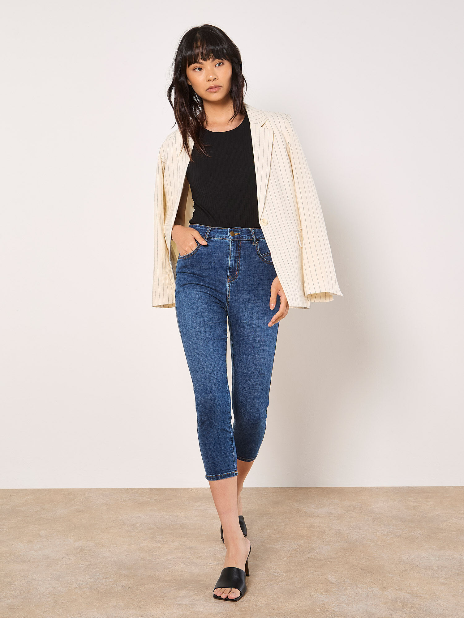 Sara Skinny Fit Capri Jeans | Apricot Clothing