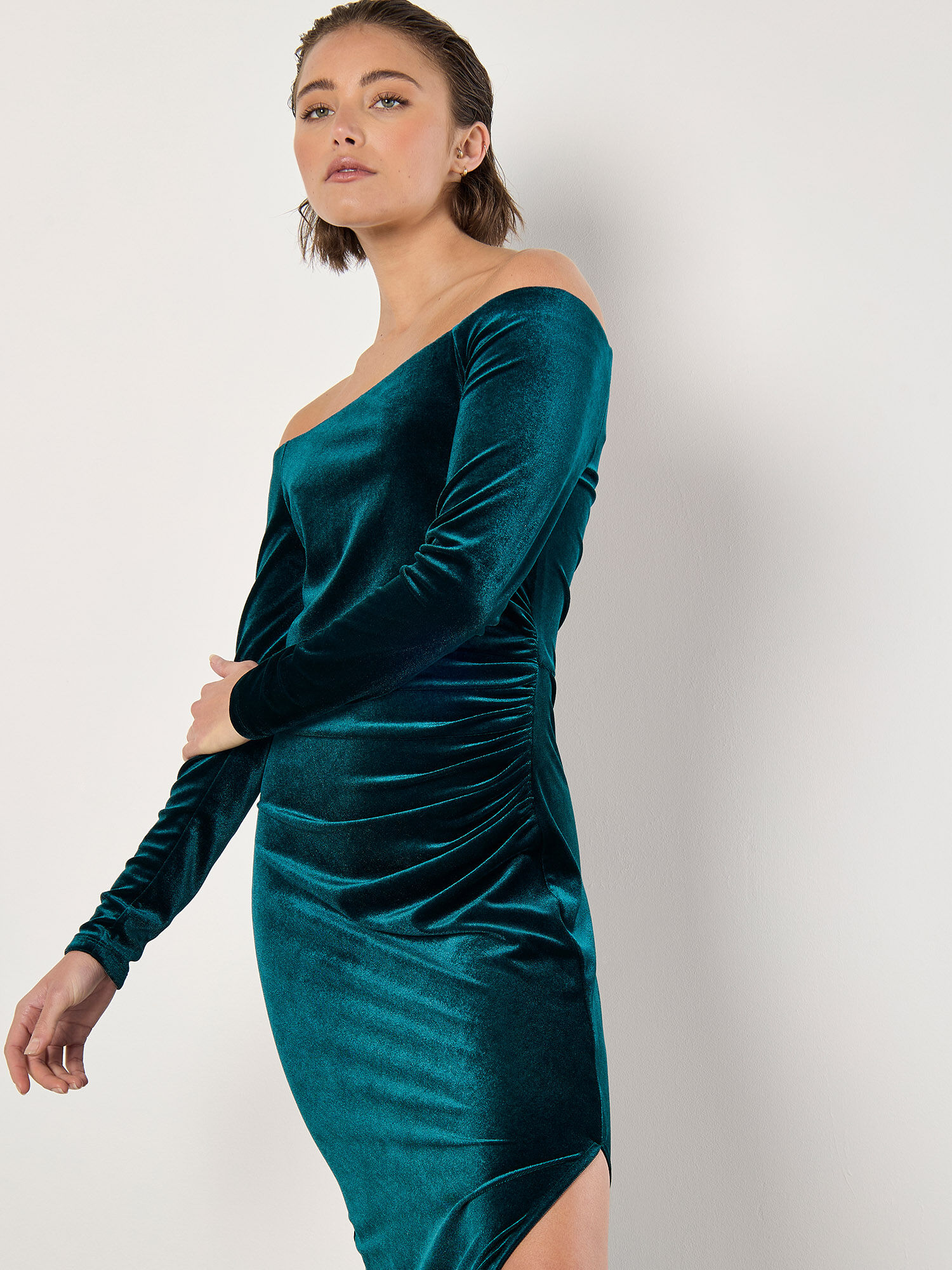 Bardot velvet midi dress top