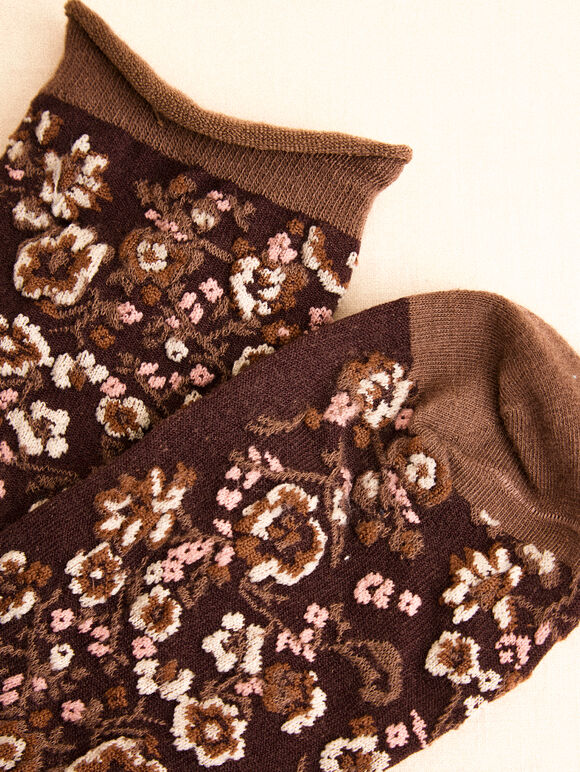 , Brown, large