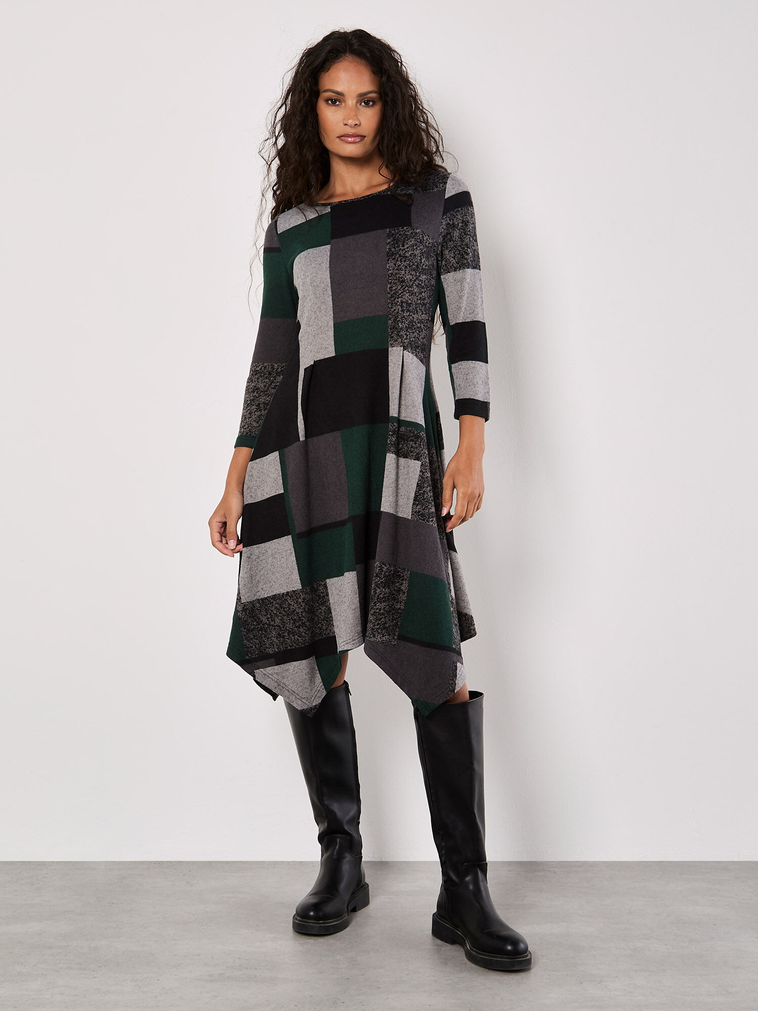 Dresses Womenswear Apricot Clothing