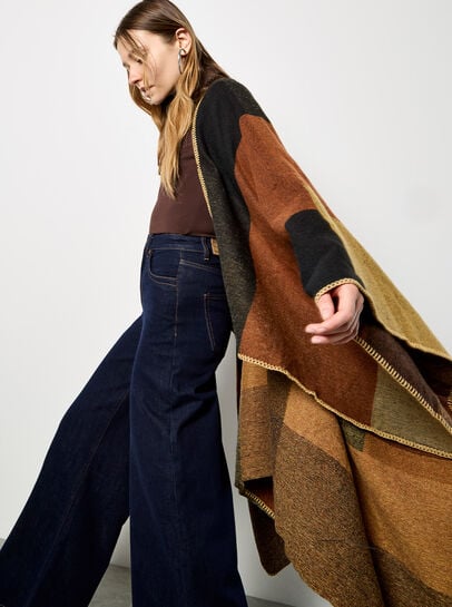 Colour Block Blanket Cape