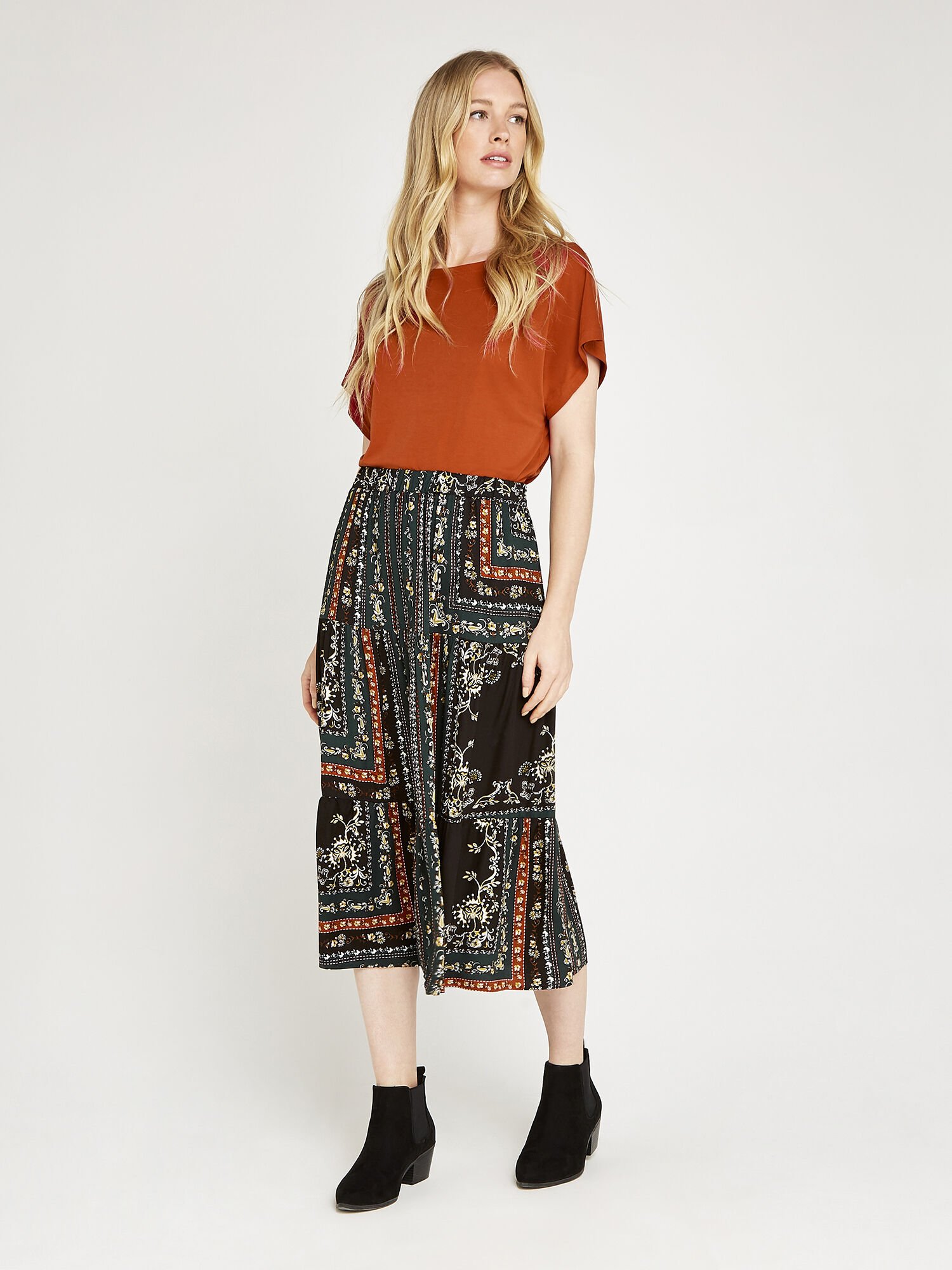 Scarf new arrivals print skirt