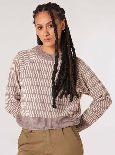 Cropped Chenille Twisted Cable Jumper