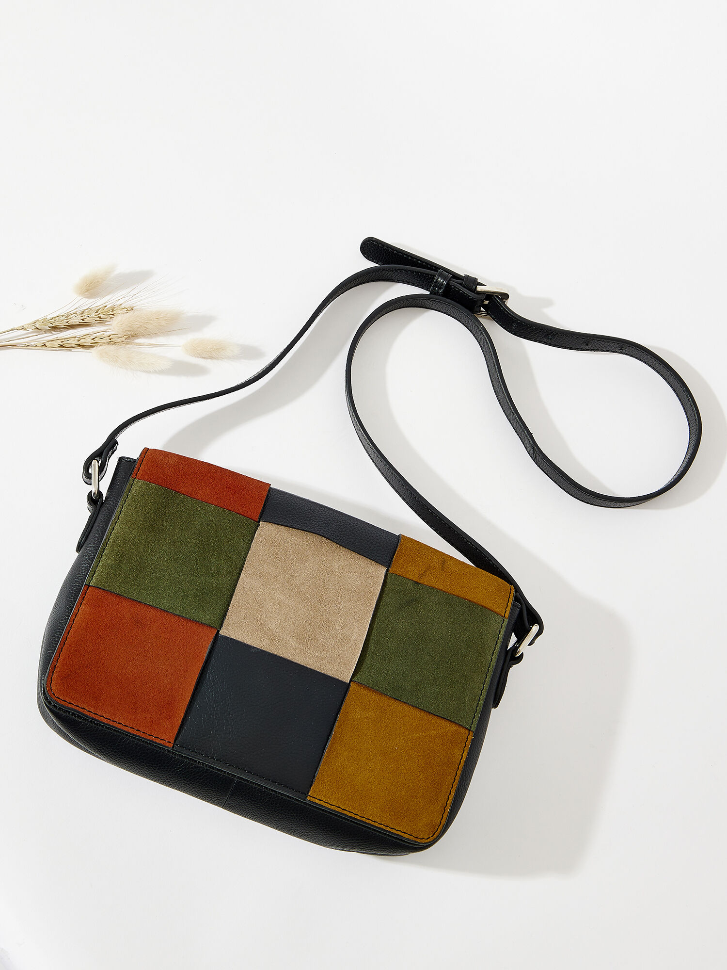 Glee Patchwork Knit Bag – Silver Tongue Bendigo