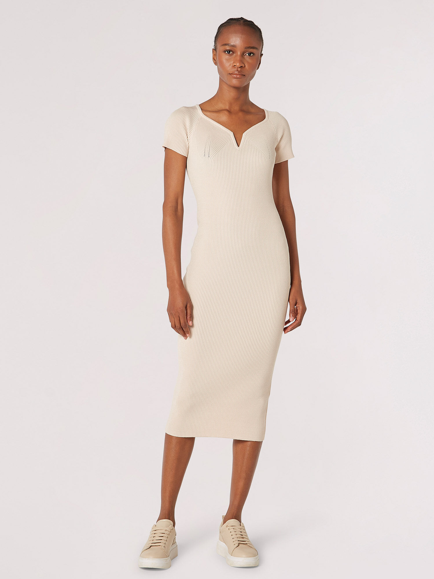 Apricot clothing hotsell canada