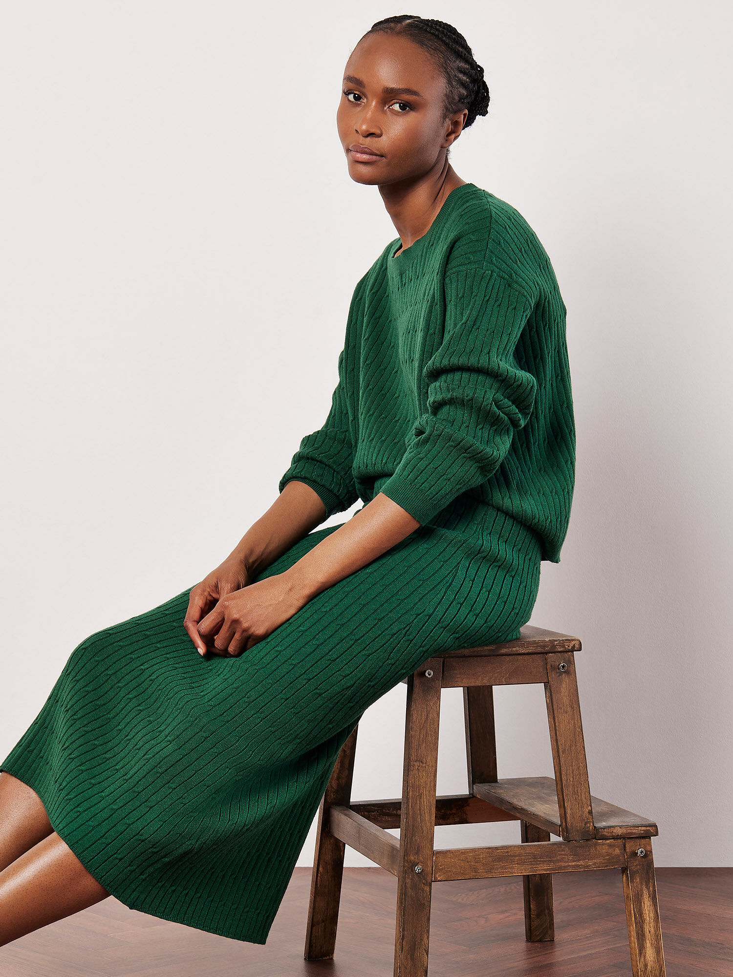 Fine Knit Cable Midi Skirt Apricot Clothing