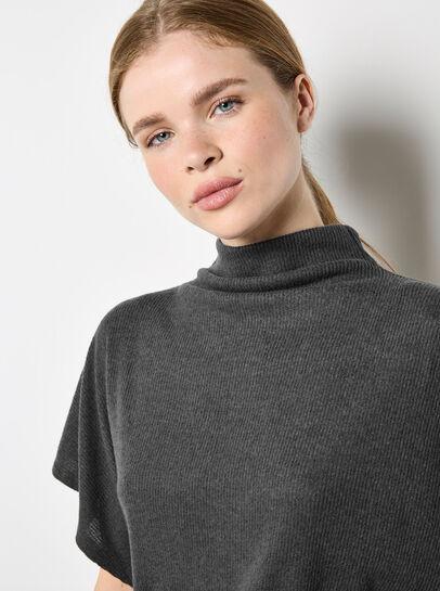 Soft Knit Side Ruched Top