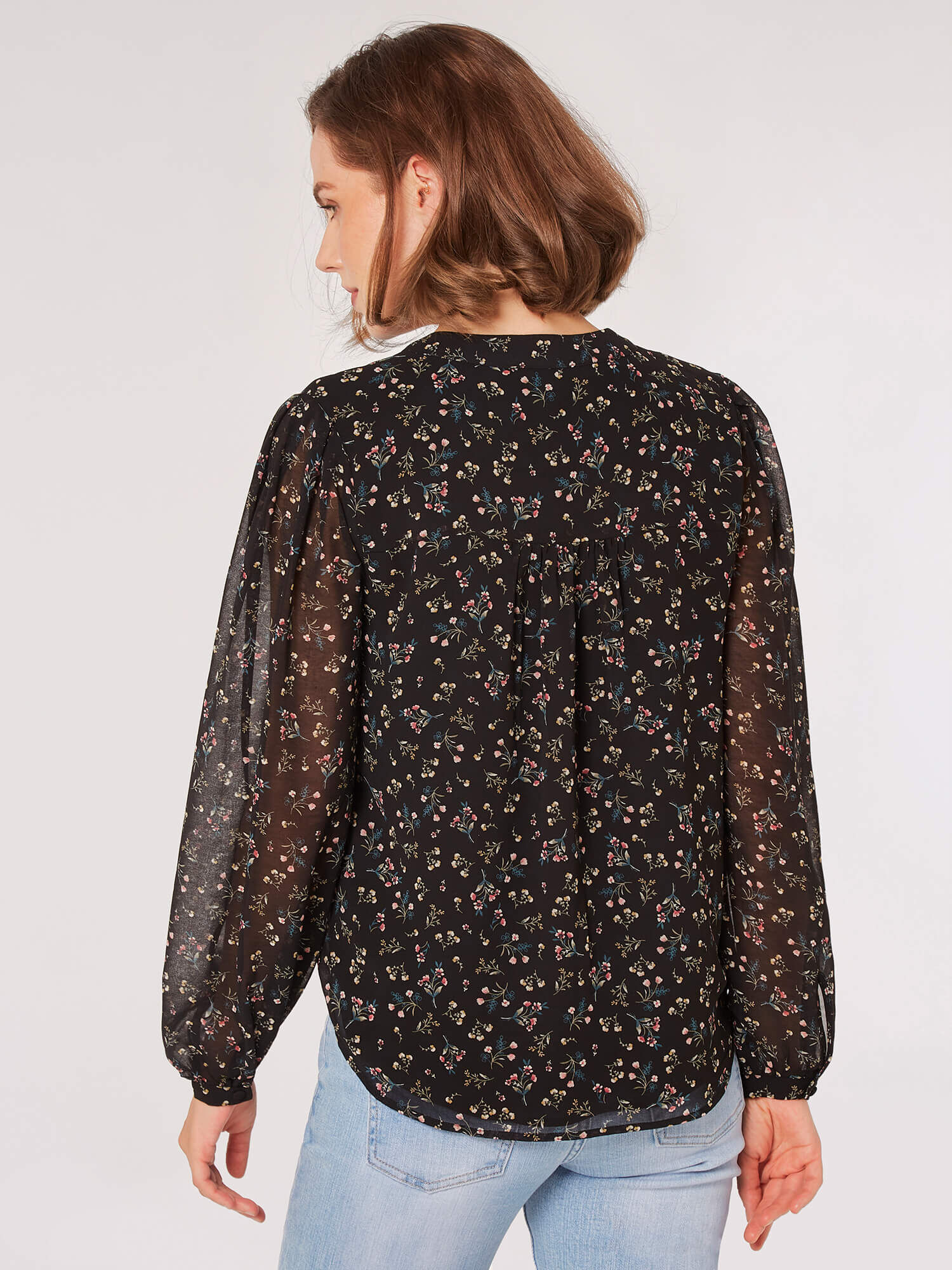Blumchenbluse Aus Chiffon