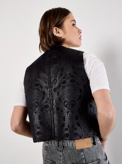 Embossed Paisley Borg-Lined Waistcoat