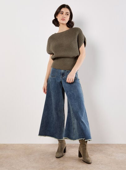 Chunky Rib Knit Cap Sleeve Jumper