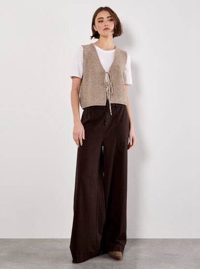 Scallop Edge Waffle Knit Waistcoat