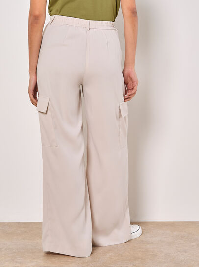 Wide Leg Fluid Cargo Trousers