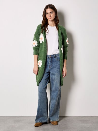3D Daisy Chunky Knit Cardigan