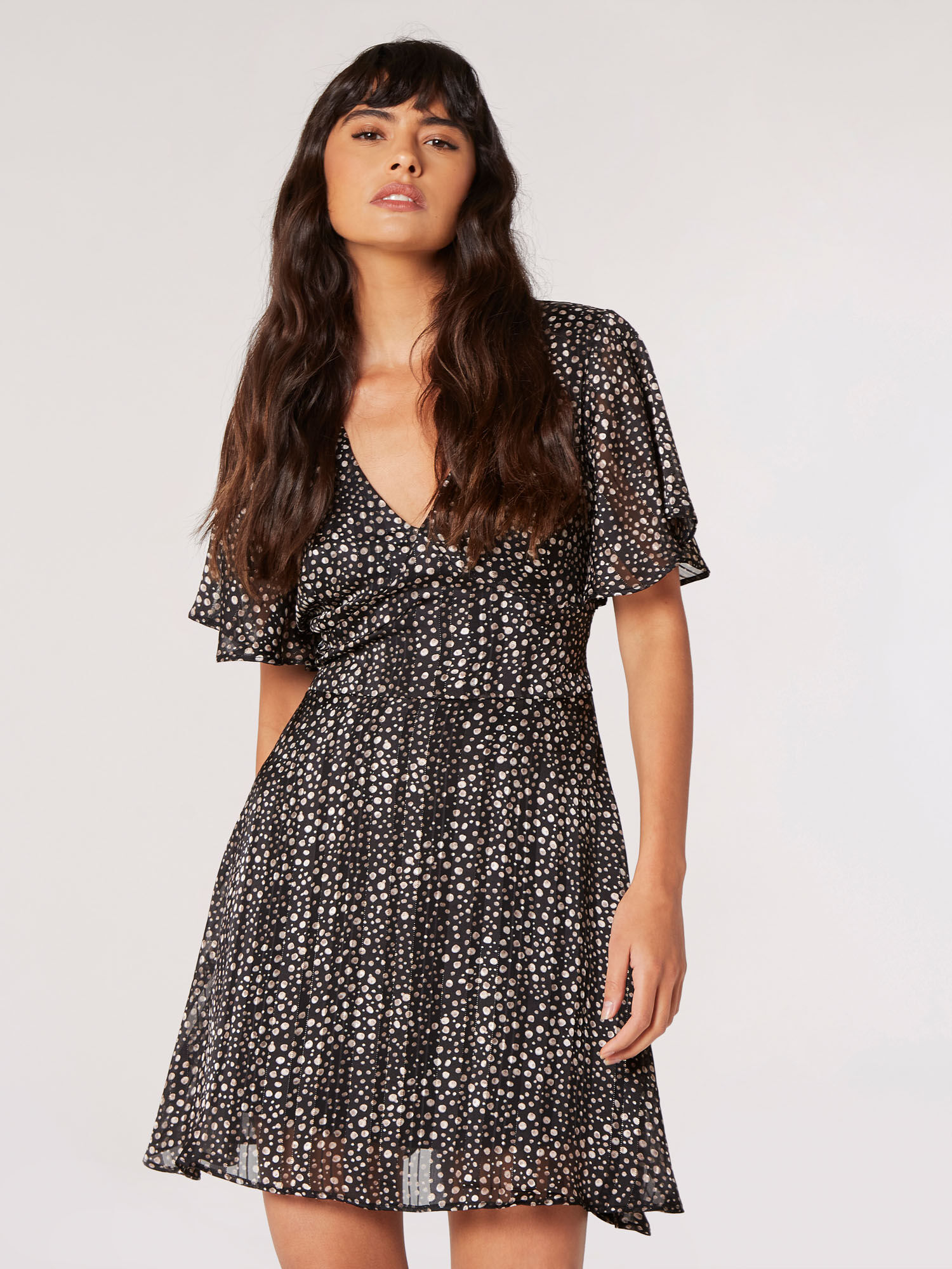 Robe Courte A Pois En Mousseline Scintillante Vetements Apricot
