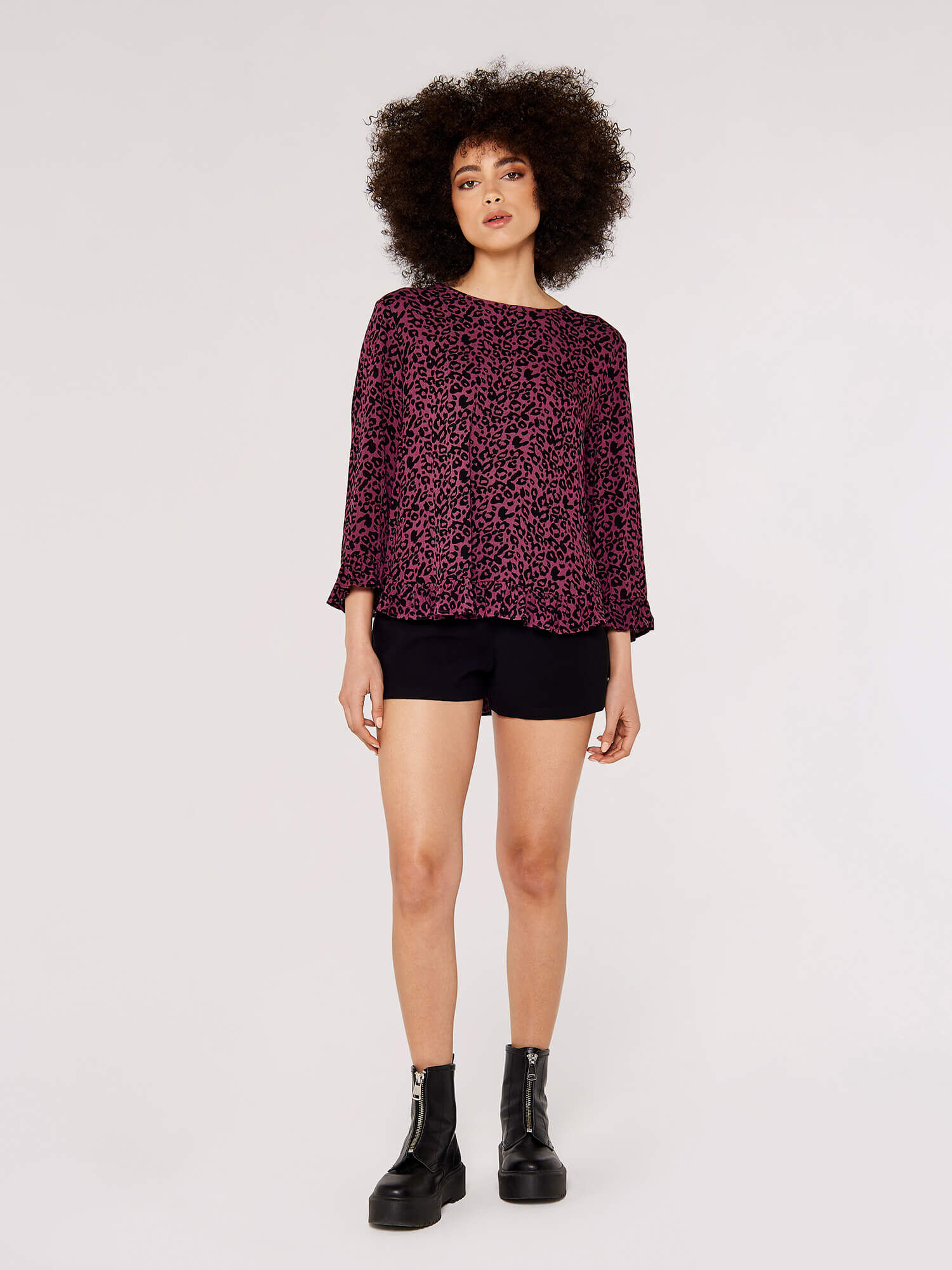 Leopard print ruffle top online